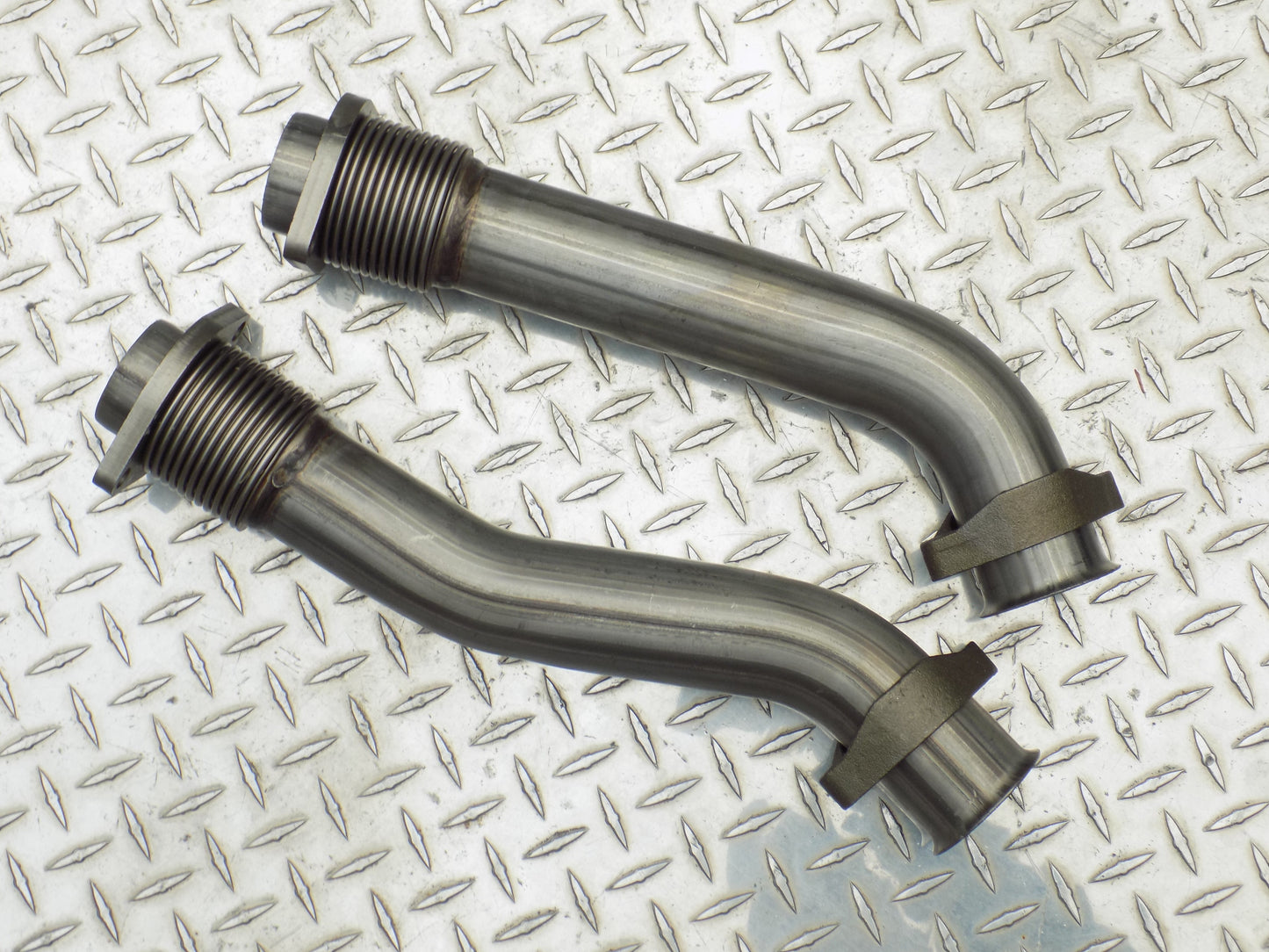 Bellowed Up Pipes Manifold to Turbo for 1999-2003 Ford Powerstroke 7.3L T444E