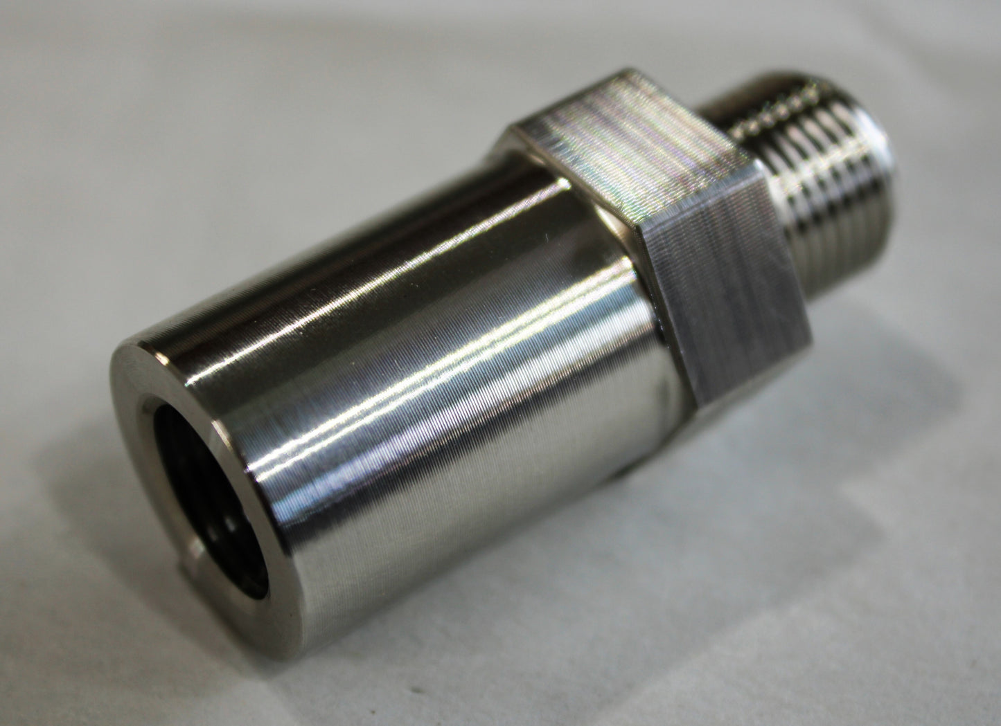 Race Fuel Rail Plug for 2001-2004.5 Chevy GMC 6.6l LB7 Duramax