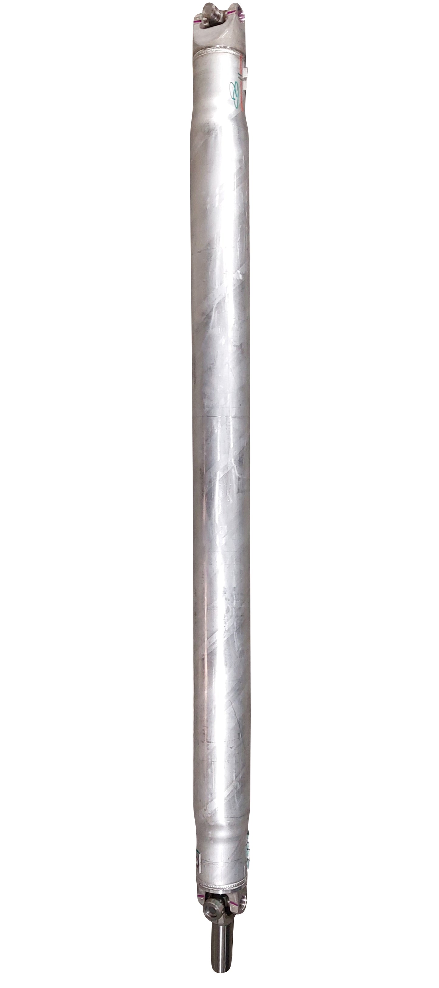 Aluminum One Piece Driveshaft for 2001-2006 CCLB Chevy GMC 2500/3500 6.6l Duramax