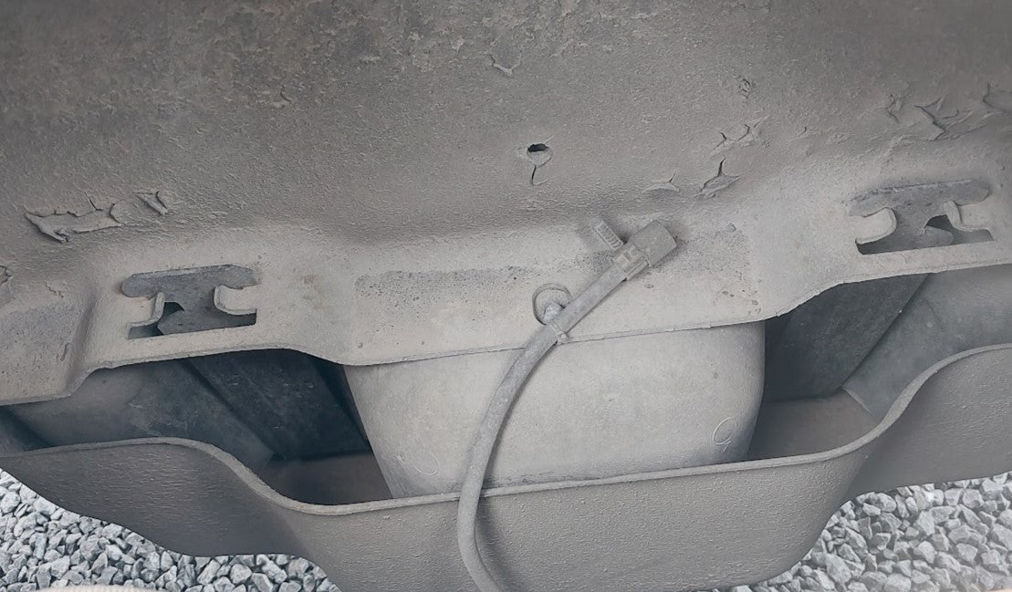 Fuel Tank Straps For Chevy GMC 3500 2001-2006 Cab & Chassis Rear Auxiliary Tank