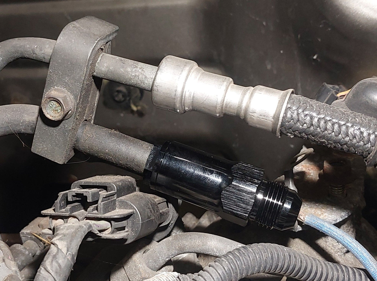 -8 AN to 1/2" Quick Connect Fuel Line Adapter Fitting for 6.6 Duramax Chevy GMC