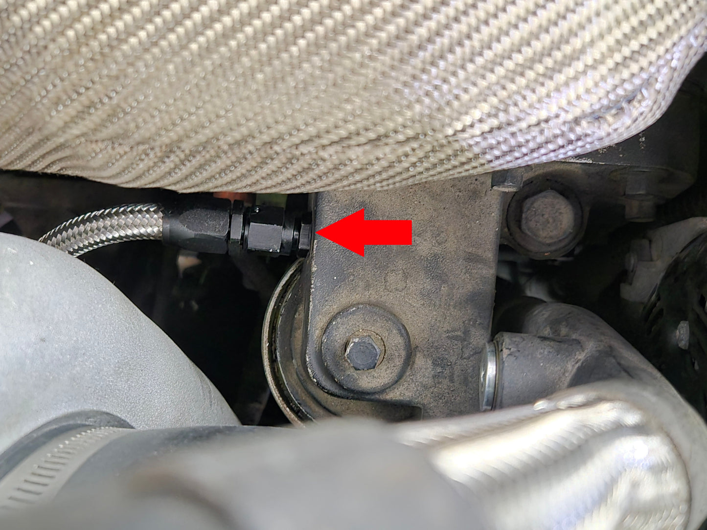 -6 Aftermarket 90° Turbo Oil Supply Fitting Line Fitting for 6.7l Cummins