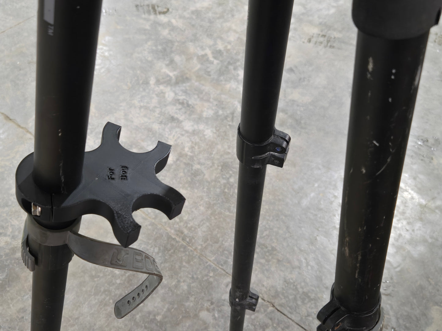 Tripod Leg Holder for 35mm Diameter BOG Tripods