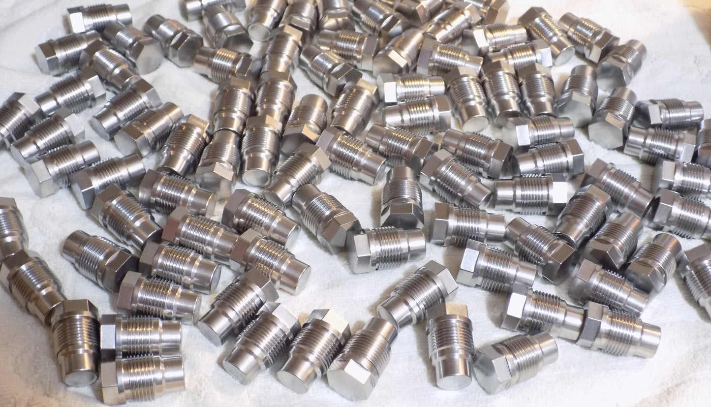 Race Fuel Rail Plug for 2004.5-2010 6.6l Duramax & 2007.5-2012 6.7L Cummins