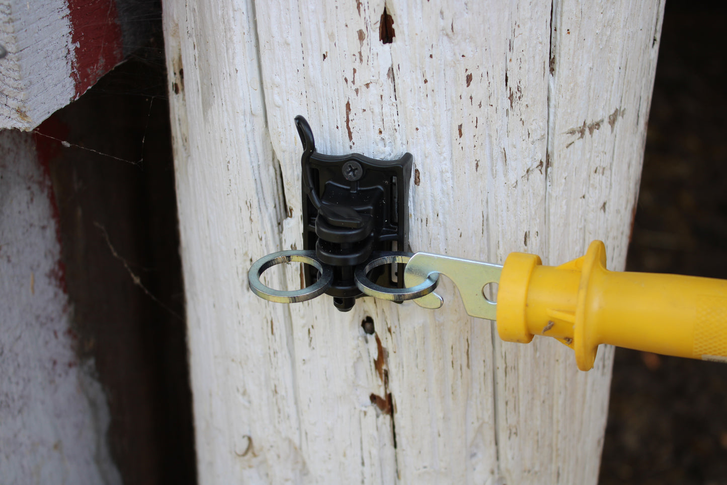 10pc T-Post Or Wood Post Electric Fence Gate Hook Heavy Duty Eyelet Set
