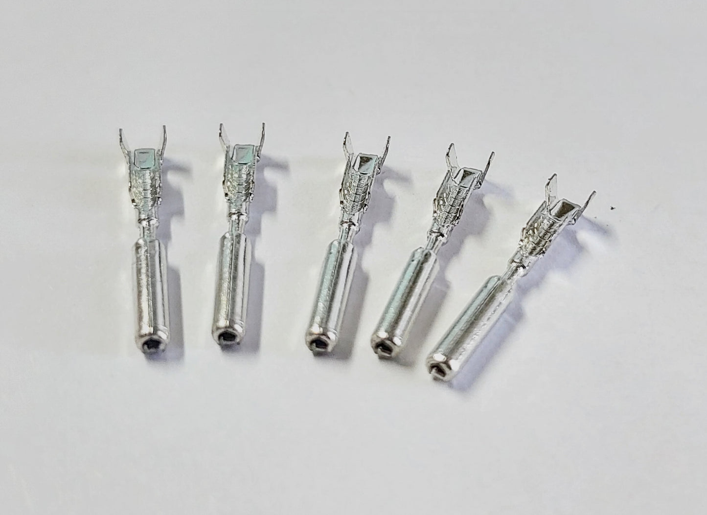 ECM Terminal Pins for LLY 6.6l Duramax 2004.5-2005