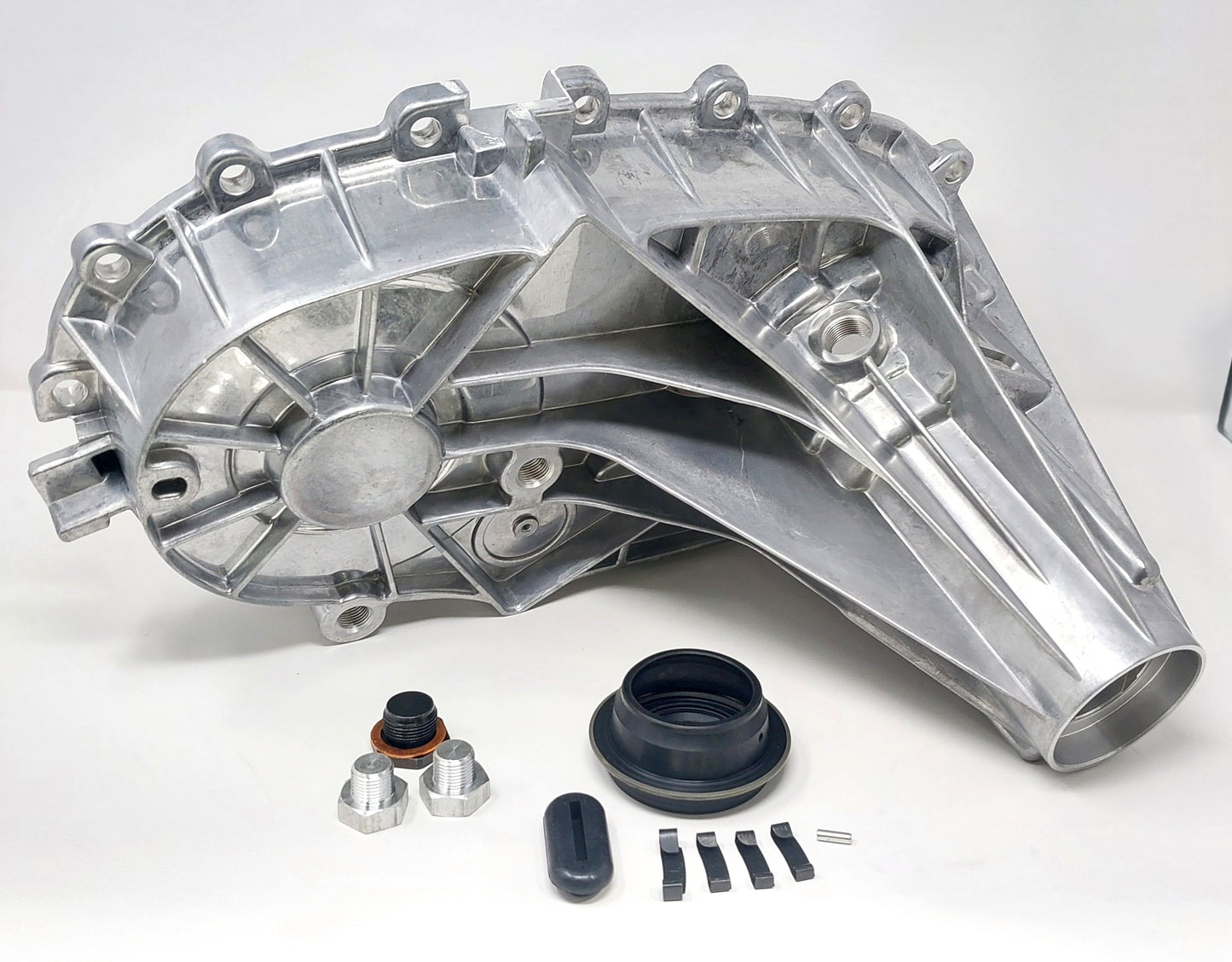 Transfer Case Housing Rear w/ Repair Kit For GM Chevy NP149/246/261HD/263HD (1/2 Tons)